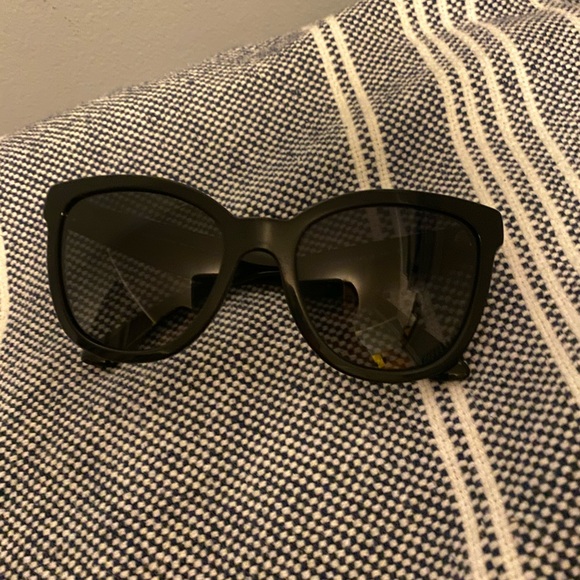 Dolce & Gabbana sunglasses - Picture 5 of 5